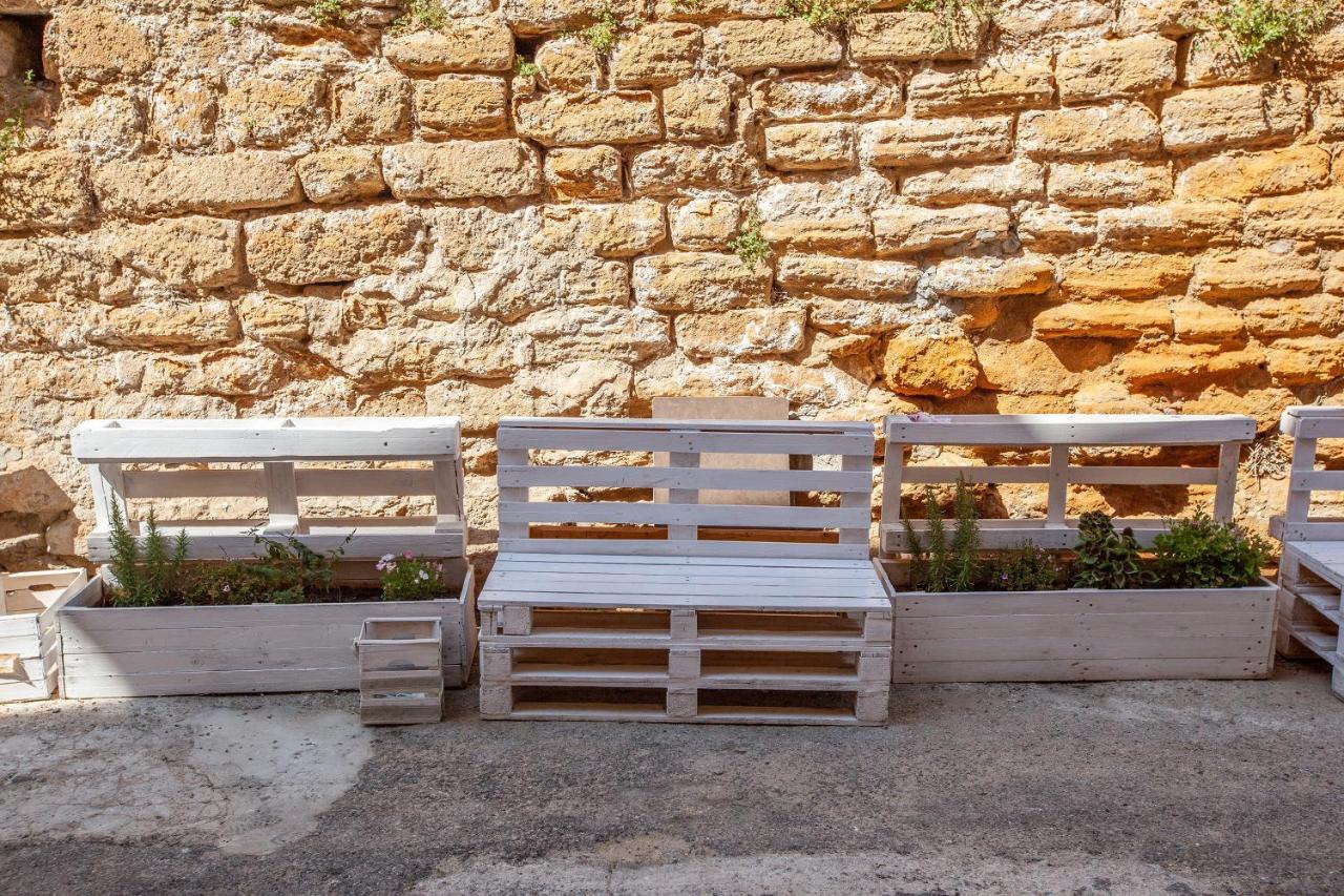 Apartamento La Casa Di Vittoria Agrigento Exterior foto