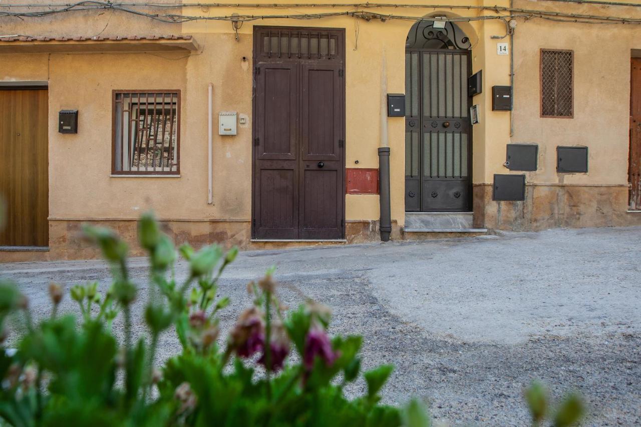 Apartamento La Casa Di Vittoria Agrigento Exterior foto